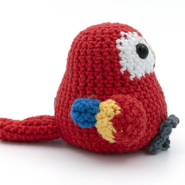 Amigurumi Scarlet Macaw