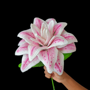 Crochet Rose Lily flowers