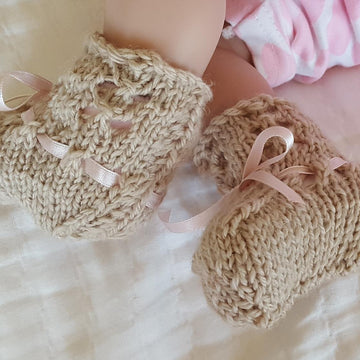 Celeste - 8ply booties and mittens