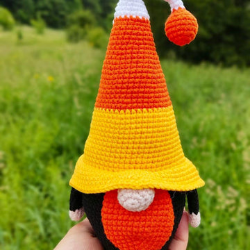 Gnome candy corn