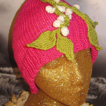 MISTLETOE BEANIE HAT