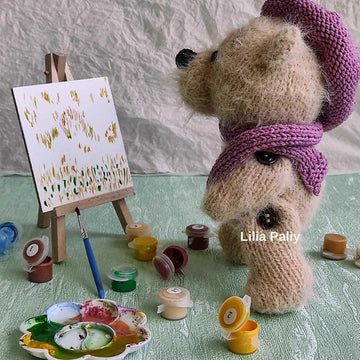 Artist Bear