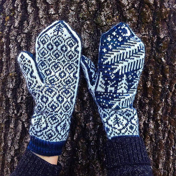 Silent Night Mittens