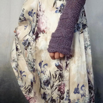 INNER WILD Lovey Arm Warmers
