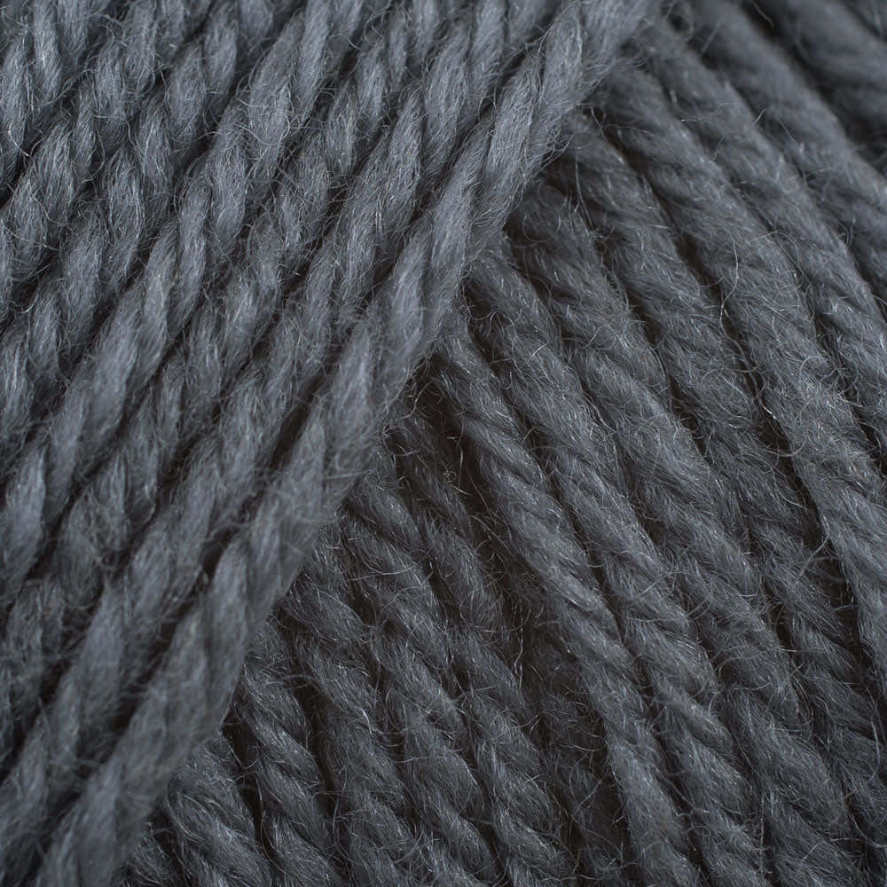 Universal Yarn Deluxe Worsted Superwash