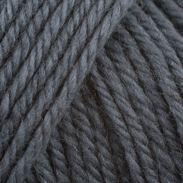 Universal Yarn Deluxe Worsted Superwash