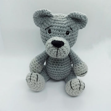 Crochet wolf amigurumi pattern