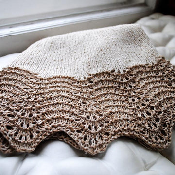 Feathers Shawlette