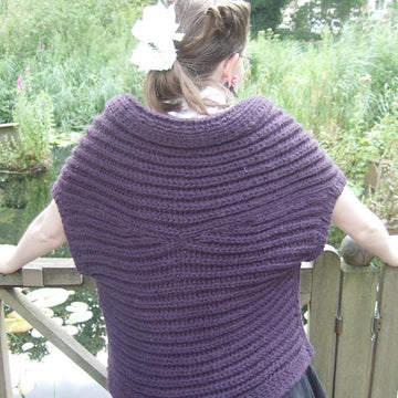 Row, Row, Row your Cardigan, Slouchily Down the Stream