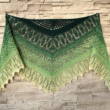 Flat Triangular Scarf "Daphnis"