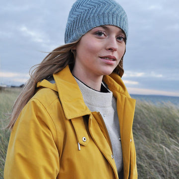 Zigzag hat