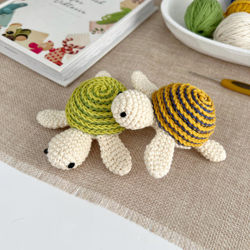 No sew crochet turtle pattern Amigurumi keychain plush charm Crochet sea animals keyring car hanger