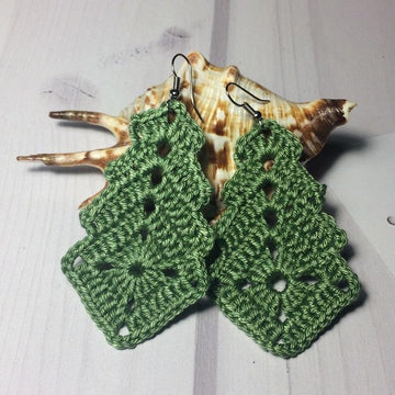 40. Crochet Geometry Dangle Earrings