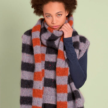 Bowes in Rowan Tweed Haze - ZB347-00003 - Downloadable PDF