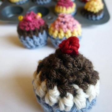 Crocheted Mini Cupcakes