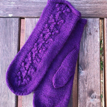 Boysenberry Mittens