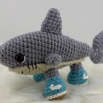 Tralalero Tralala Amigurumi Pattern – Available in English & Portuguese