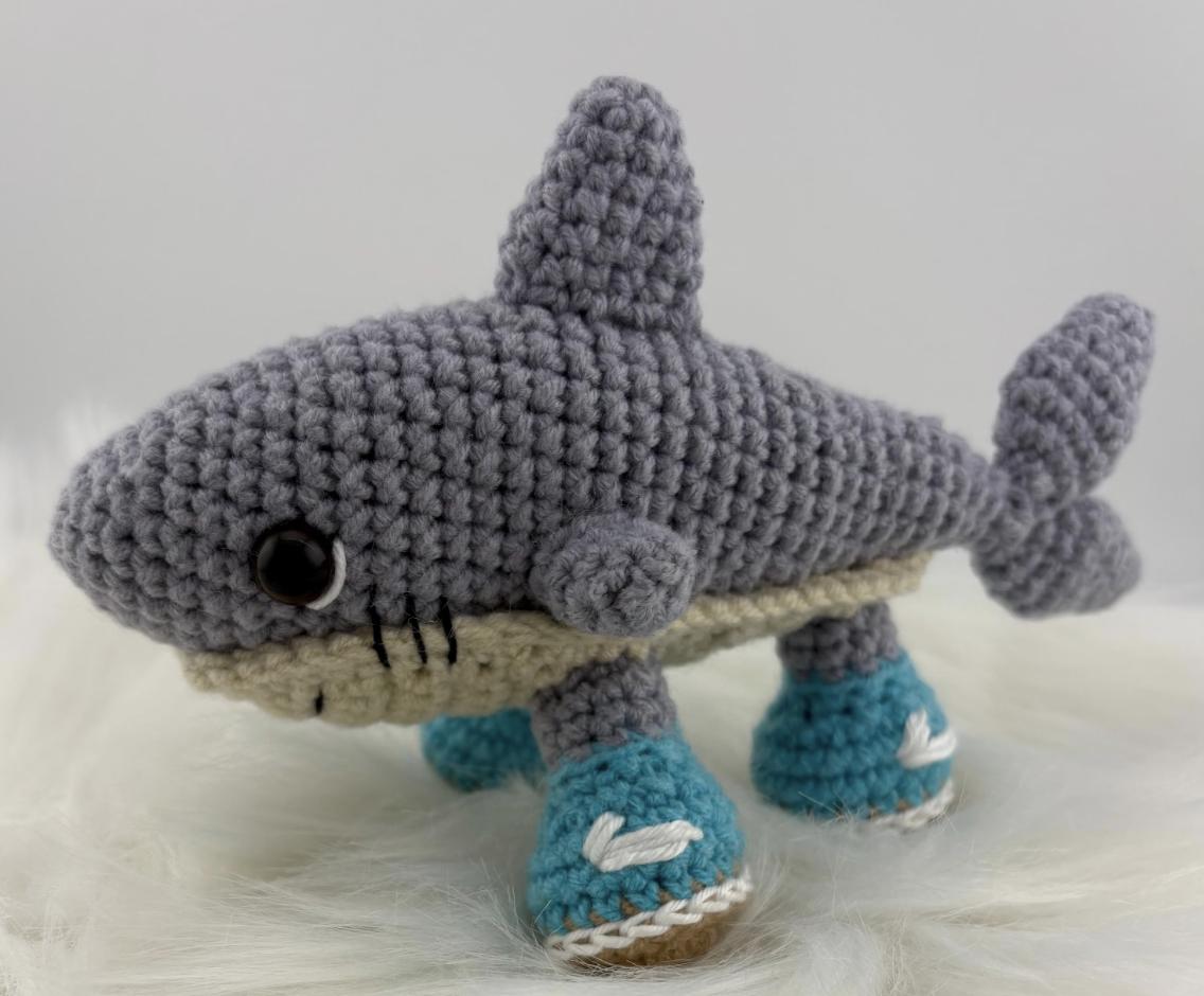 Tralalero Tralala Amigurumi Pattern – Available in English & Portuguese