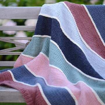 Color Divide Blanket