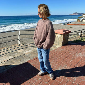 Oversized, simple sweater