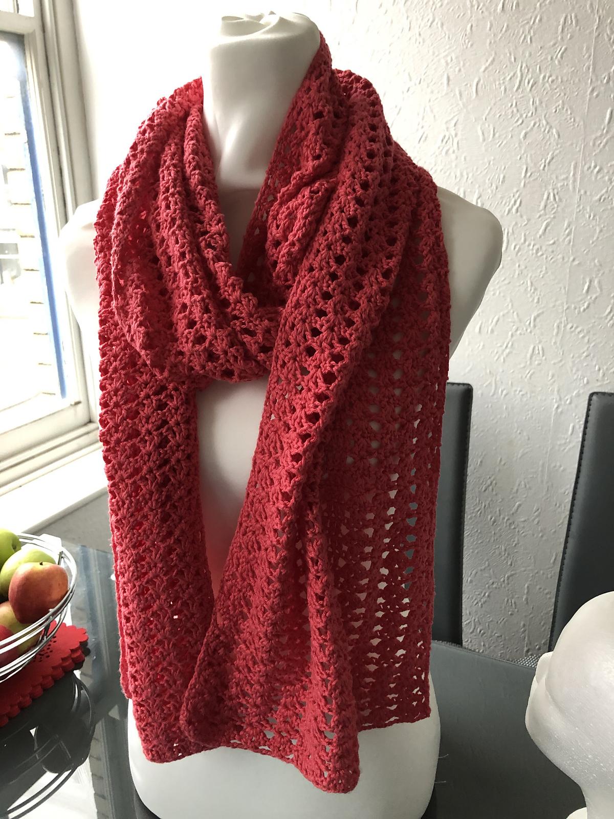 Chilo Lacy Spring Scarf