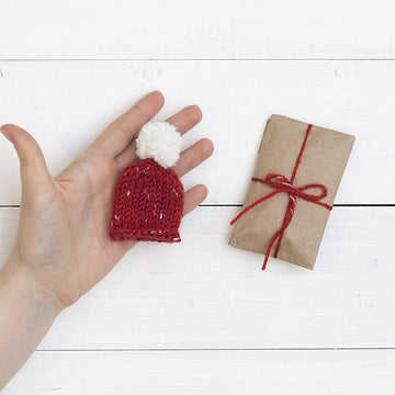 Mini Santa hat - Christmas Brooch + Video tips