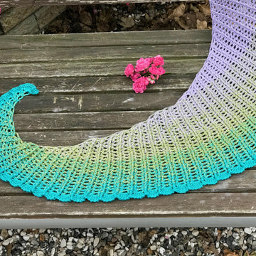 Roller Bird Shawl