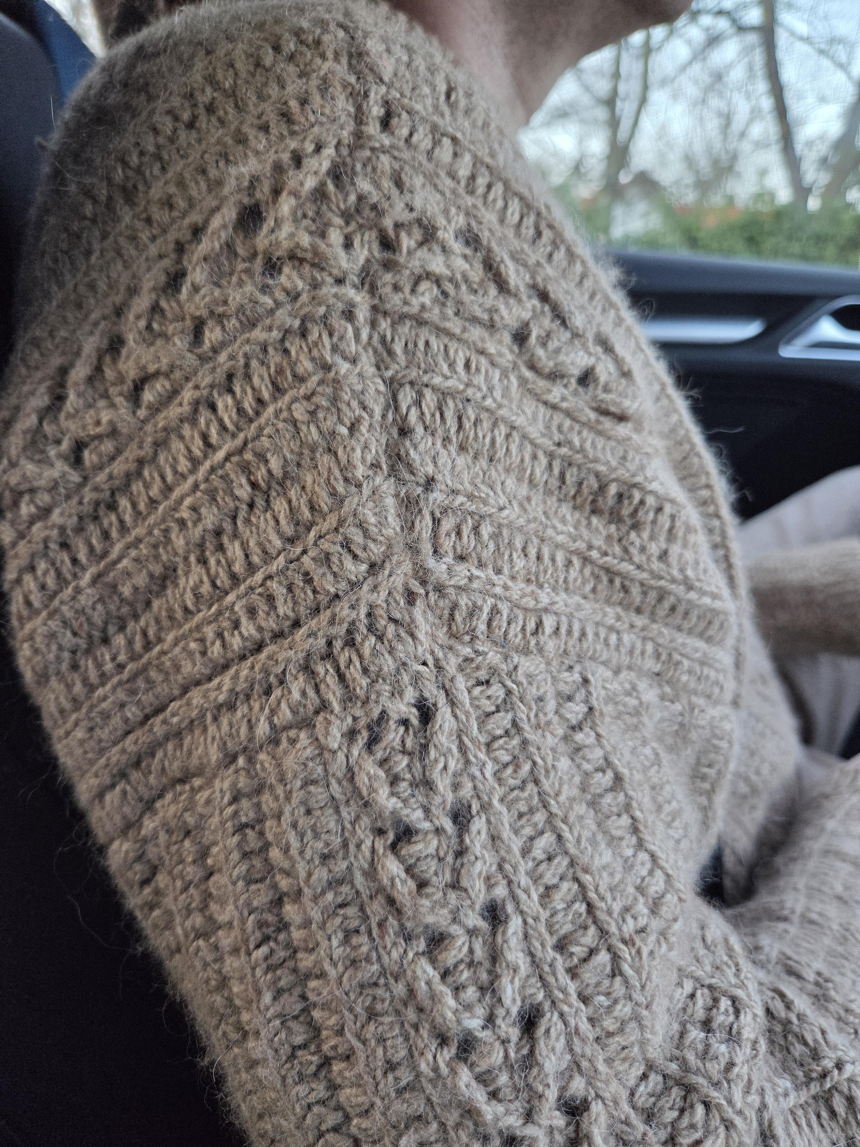 Wellerman II sweater