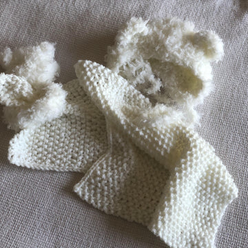 Tripp bonnet and sleeping teddy