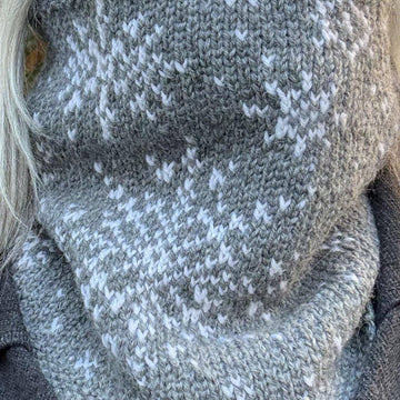 Snowflake Cowl