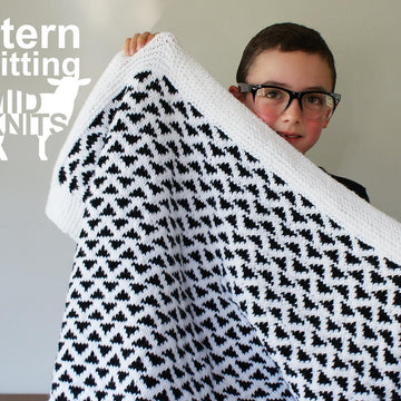 Triangle Baby Blanket (2016014)