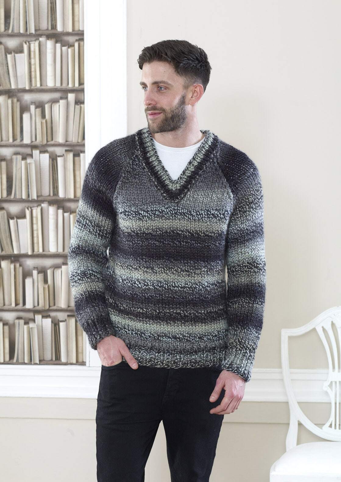 Sweater in King Cole Explorer Super Chunky - 5462 - Leaflet