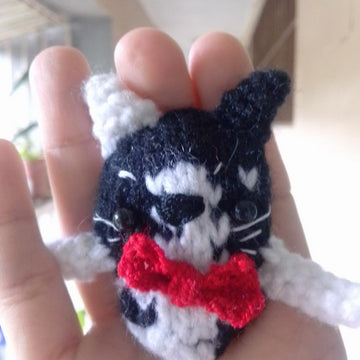 Postcards for the heart “TUXEDO CAT”