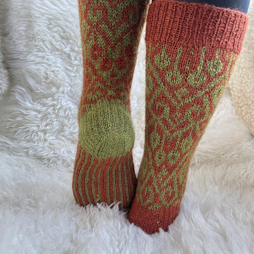 Bedizen Socks