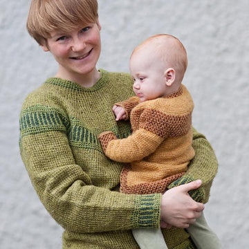Romeo & Juliet sweater (English and Swedish versions)
