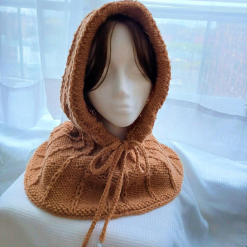 Calda Hooded Cowl