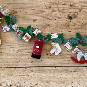 Victorian Christmas Garland