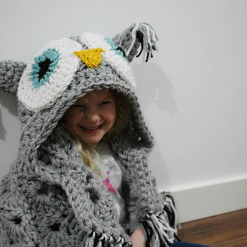 Bulky & Quick Hooded Owl Blanket