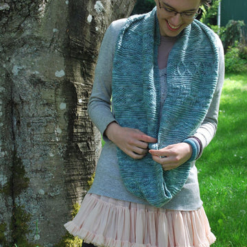 A Study in Texture Cowl