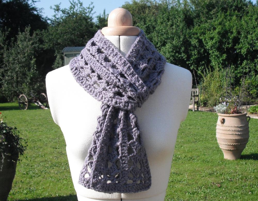 Diamond twist crochet scarf