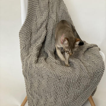Easy Chevron Knitted Blanket