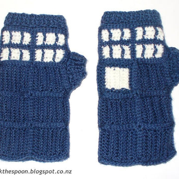 T.A.R.D.I.S. – Inspired Fingerless Gloves (Doctor Who)