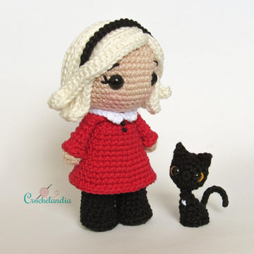 Sabrina and Salem amigurumi dolls - crochet pattern by Crochelandia