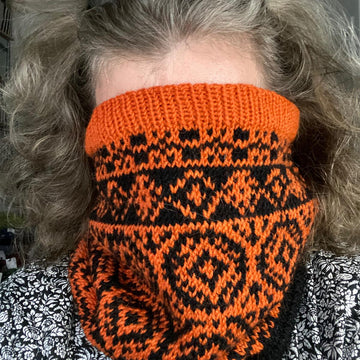 Indian Summer Cowl