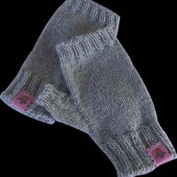 Knit fine fingerless basic gloves