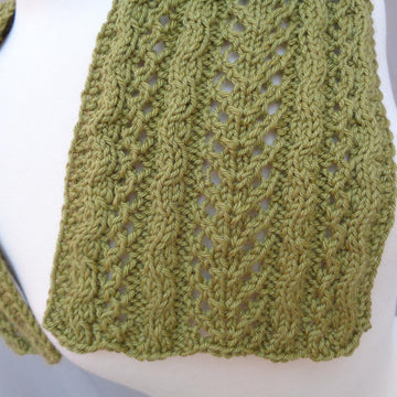 Peridot Keyhole Scarf