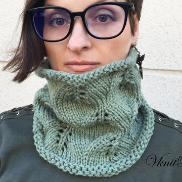 Leaf Cowl Snood