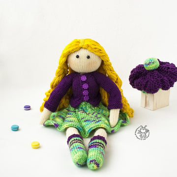 Doll Janet (Beads jointed ) knitted flat