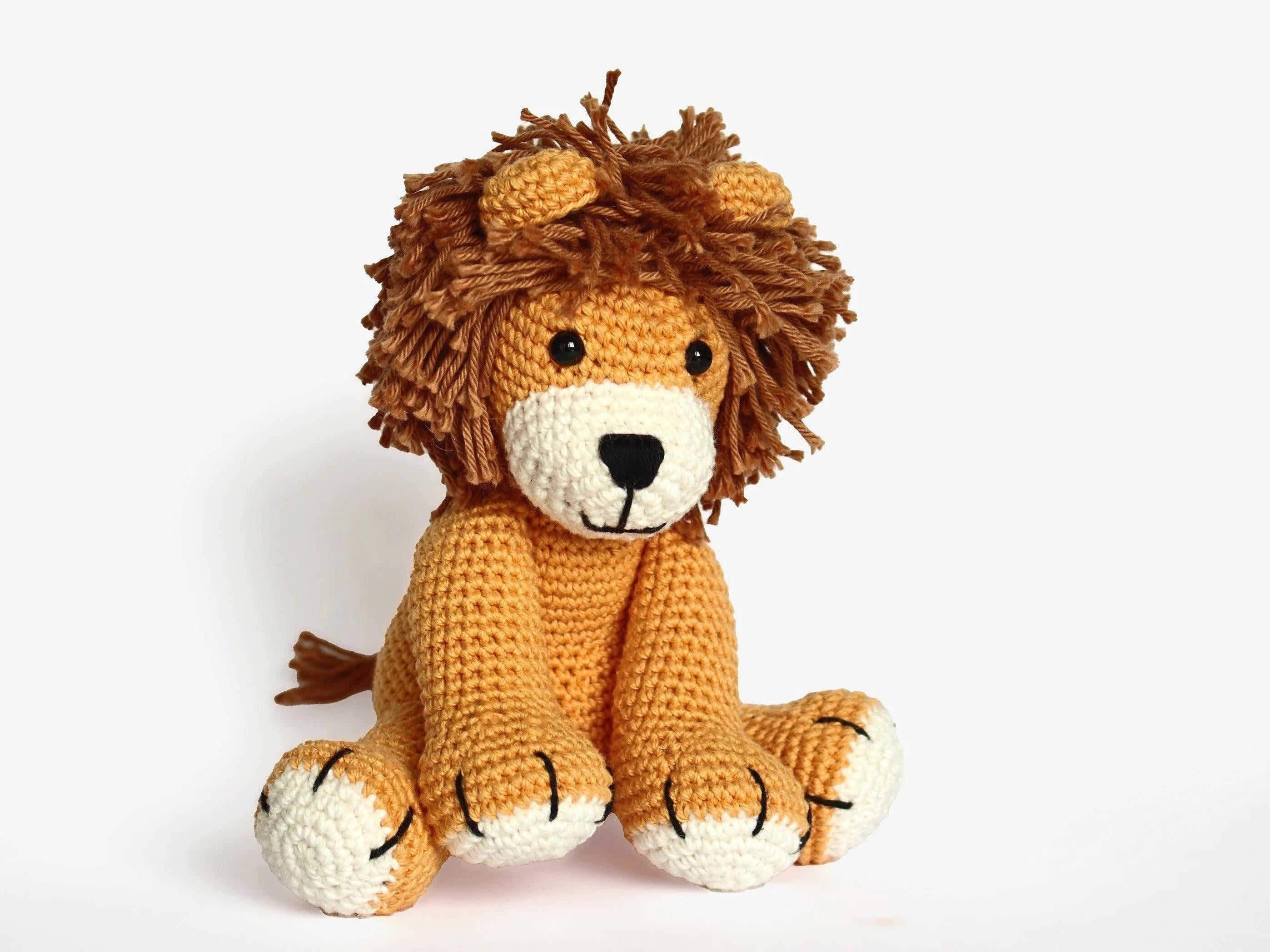 Lion Toy Amigurumi