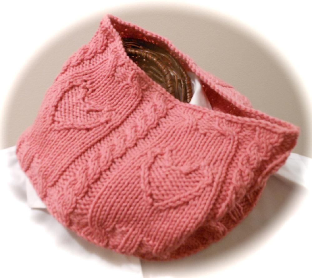 WARM HEARTS Neck Cozy